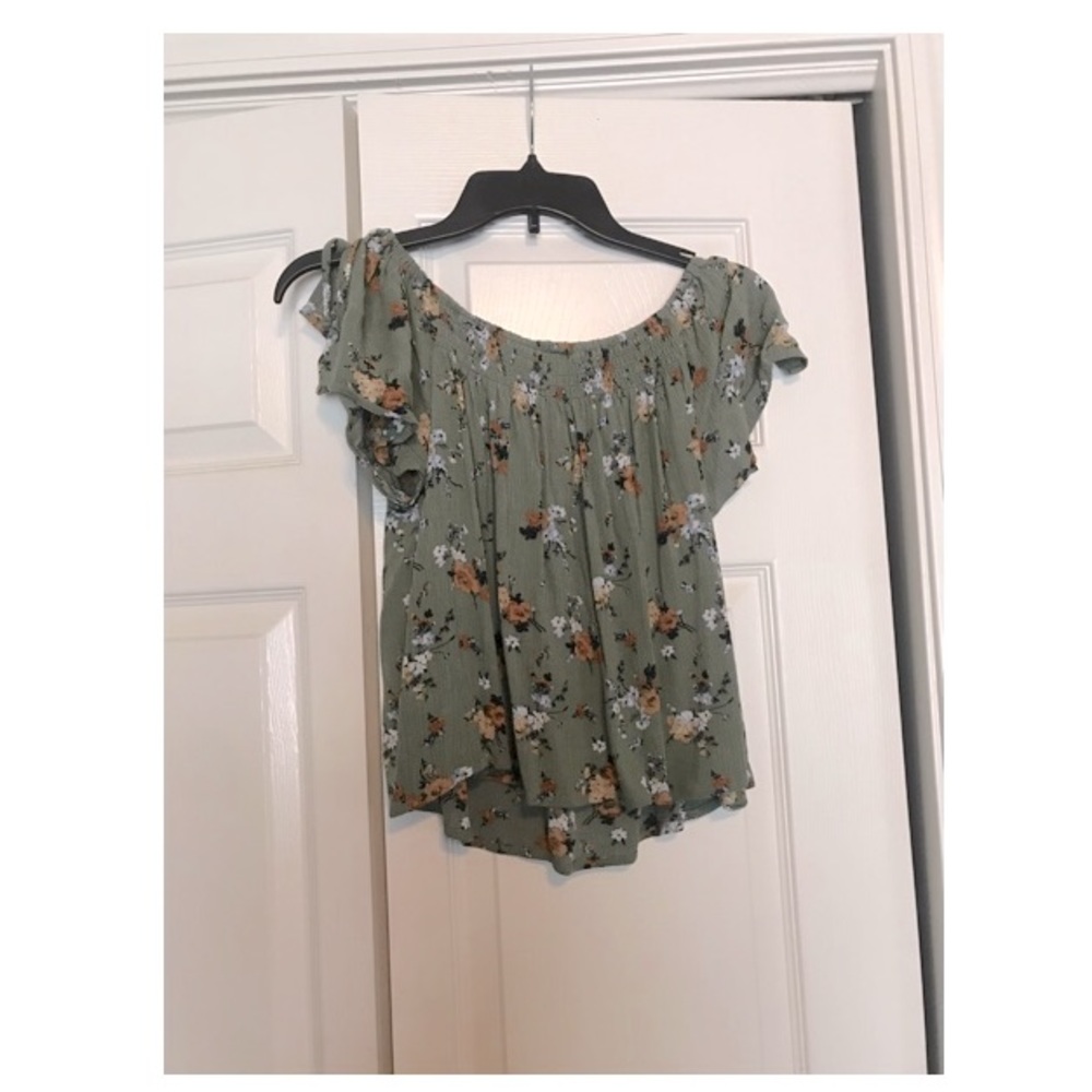 Cute summer top!